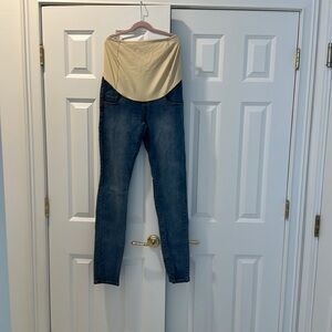 EUC Kimi + Kai Maternity Jeans